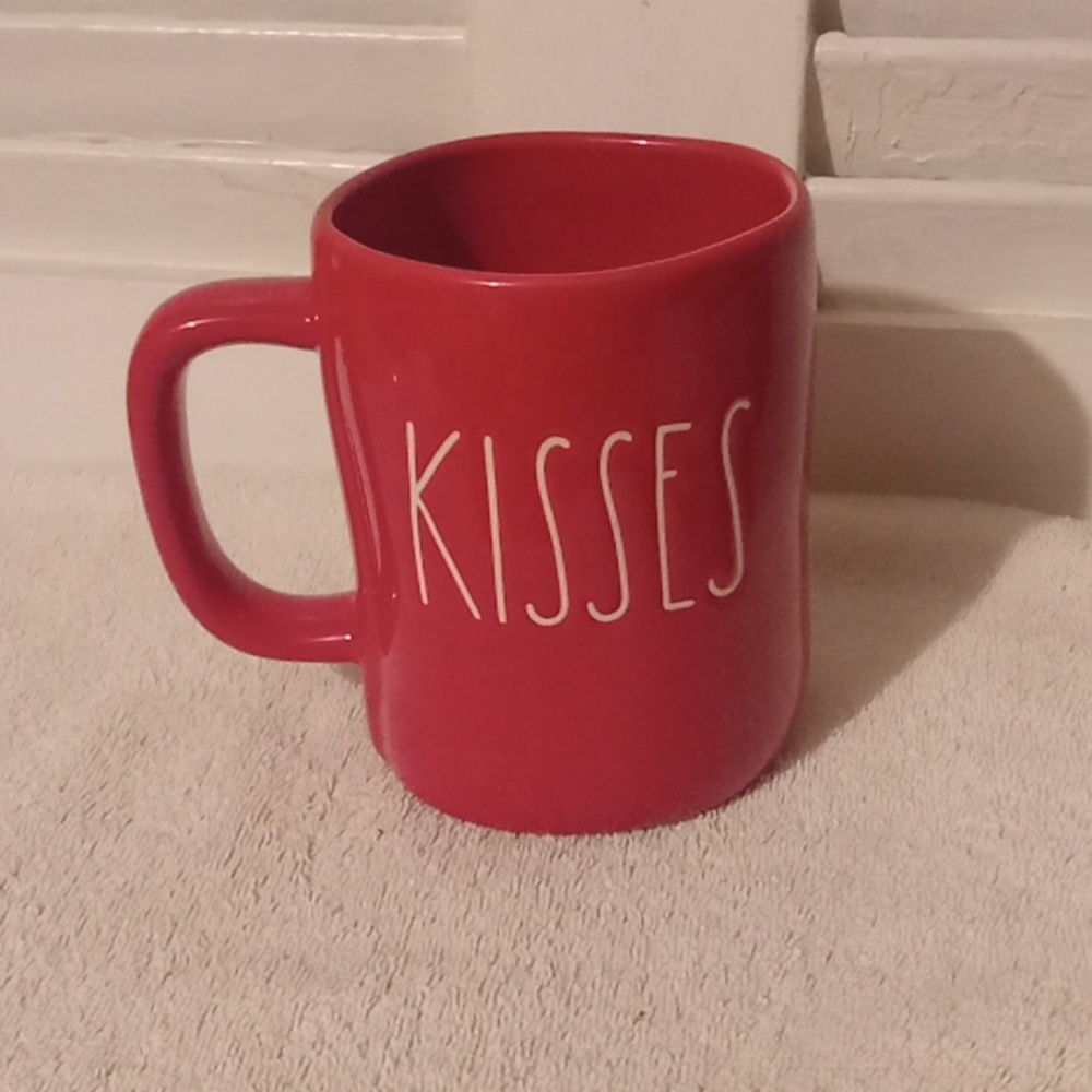 New☆ Rae Dunn Mug - Picture 2 of 4